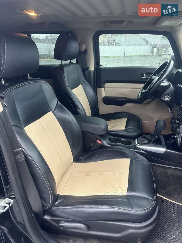 Внедорожник / Кроссовер Hummer H3 2008 в Ужгороде
