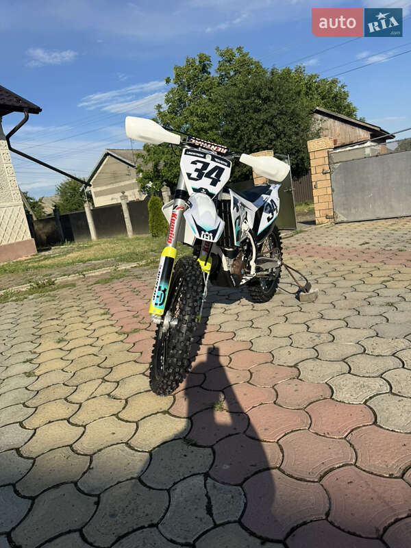 Мотоцикл Кросс Husqvarna FC 350 2018 в Черновцах