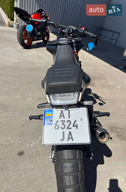 Мотоцикл Туризм Husqvarna Svartpilen 401 2022 в Киеве
