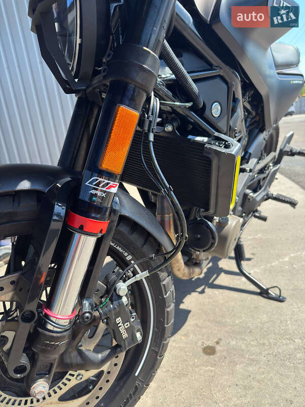 Мотоцикл Туризм Husqvarna Svartpilen 401 2022 в Києві