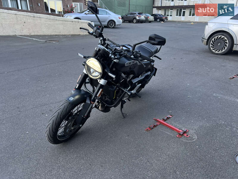 Скремблер Husqvarna Svartpilen 401 2020 в Одессе фото 4 Скремблер Husqvarna Svartpilen 401 2020 в Одессе