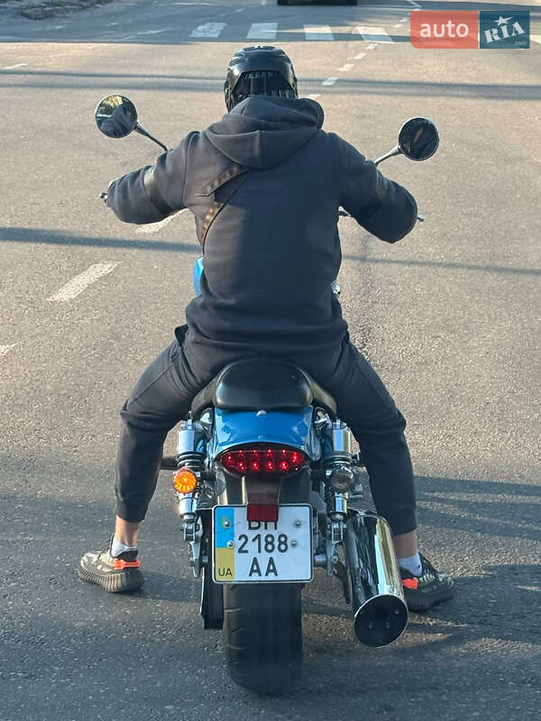 Мотоцикл Чоппер Hyosung Aquila 650 2006 в Одессе