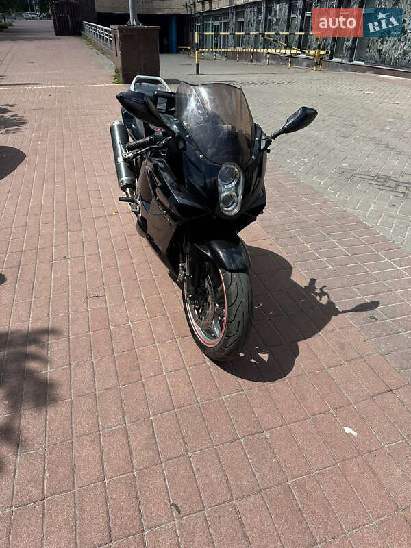 Спортбайк Hyosung GT 650R 2007 в Киеве фото 2 Спортбайк Hyosung GT 650R 2007 в Киеве