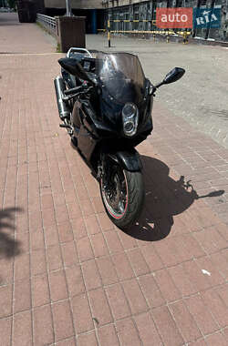 Спортбайк Hyosung GT 650R 2007 в 