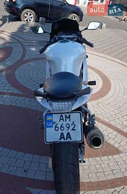 Мотоцикл Спорт-туризм Hyosung GT 650R 2010 в 