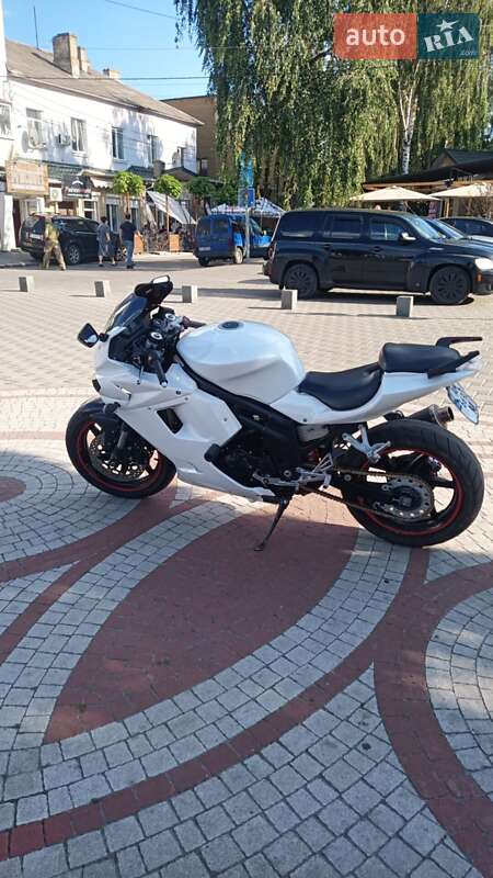 Мотоцикл Спорт-туризм Hyosung GT 650R 2010 в Фастове