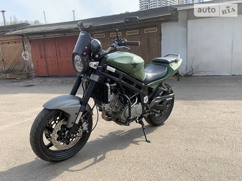 Мотоцикл Без обтекателей (Naked bike) Hyosung GT 2008 в Киеве