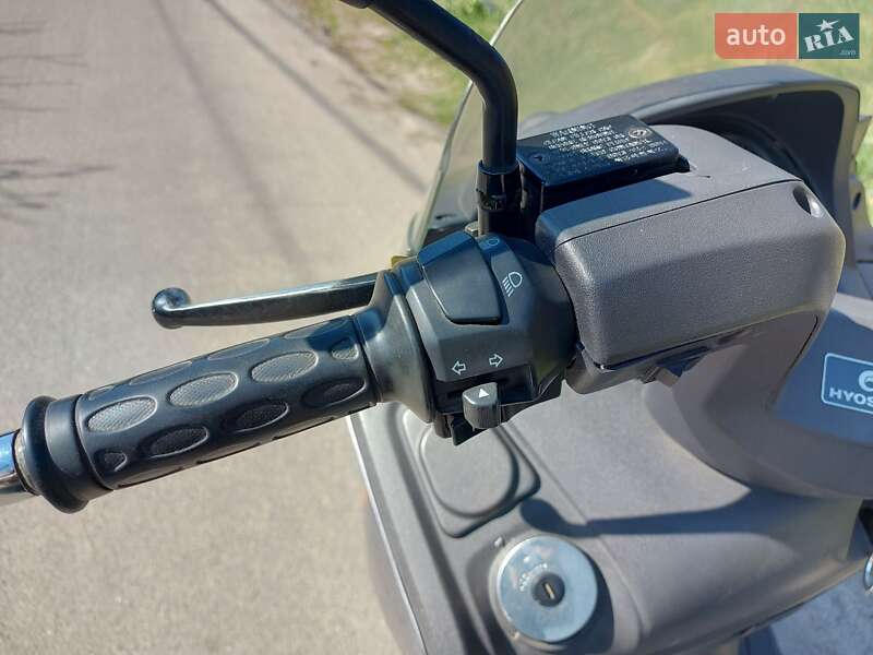 Макси-скутер Hyosung MS3 250 2007 в Боярке фото 16 Макси-скутер Hyosung MS3 250 2007 в Боярке