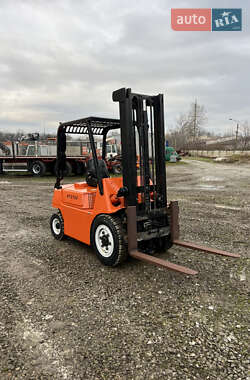 Вилочный погрузчик Hyster H 60 1990 в Черновцах