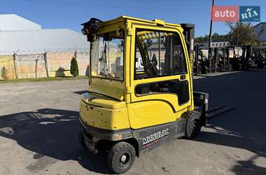 Вилочный погрузчик Hyster J 2011 в 