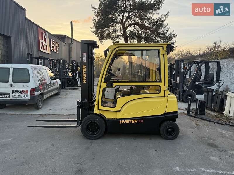 Вилочный погрузчик Hyster J 2011 в Киеве фото Вилочный погрузчик Hyster J 2011 в Киеве