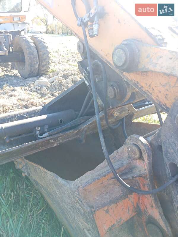 Экскаватор погрузчик Hyundai 130D 1997 в Богородчанах