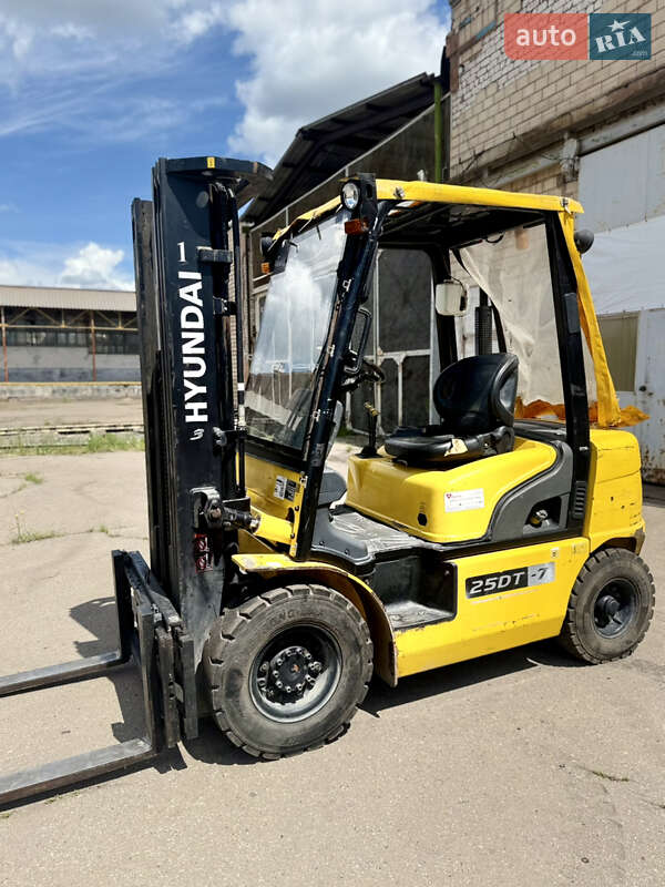 Вилочний навантажувач Hyundai 25D 2017 в Кривому Розі