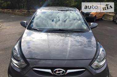 Седан Hyundai Accent 2012 в Виннице