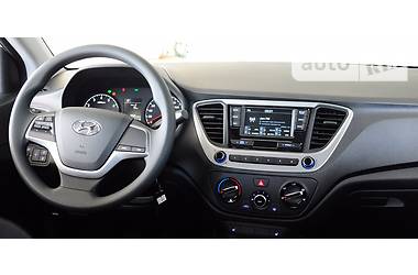 Седан Hyundai Accent 2017 в Киеве