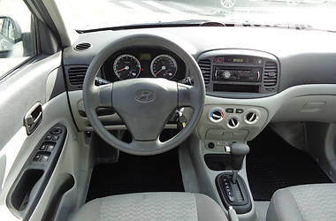 Седан Hyundai Accent 2010 в Киеве