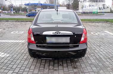 Седан Hyundai Accent 2010 в Львове