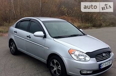 Седан Hyundai Accent 2008 в Киеве