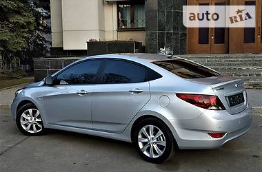 Хэтчбек Hyundai Accent 2012 в Одессе