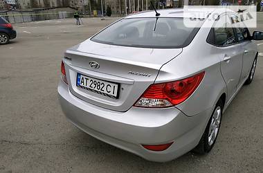 Седан Hyundai Accent 2011 в Ивано-Франковске