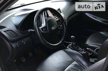 Седан Hyundai Accent 2013 в Сокирянах