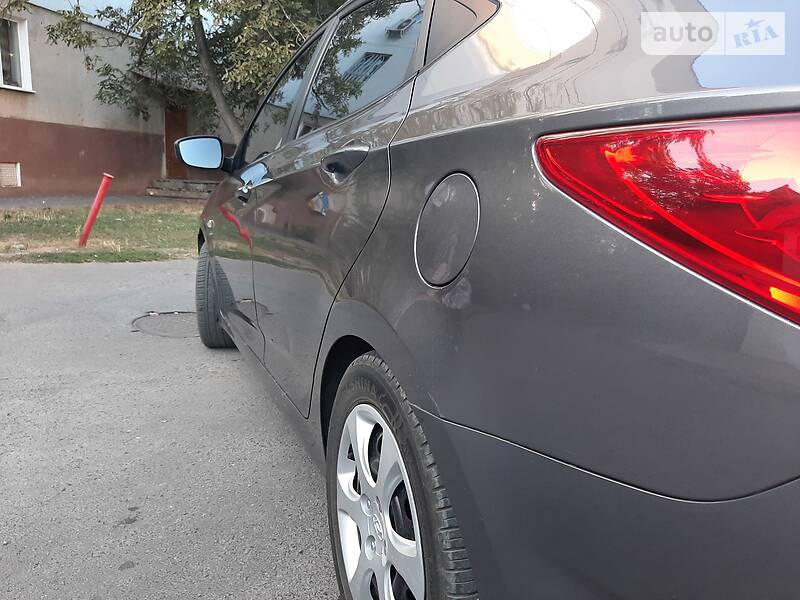 Седан Hyundai Accent 2011 в Одесі