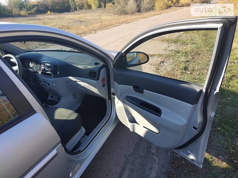 Седан Hyundai Accent 2008 в Києві