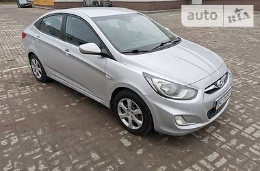 Седан Hyundai Accent 2011 в 