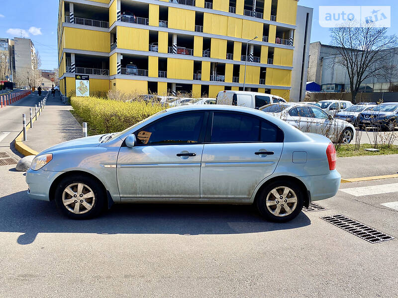 Седан Hyundai Accent 2008 в Києві