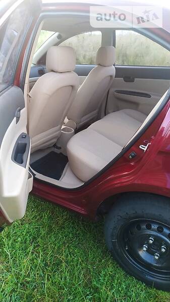 Седан Hyundai Accent 2008 в Конотопе