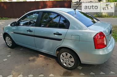 Седан Hyundai Accent 2009 в Ирпене