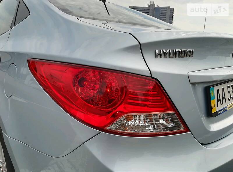 Седан Hyundai Accent 2011 в Києві
