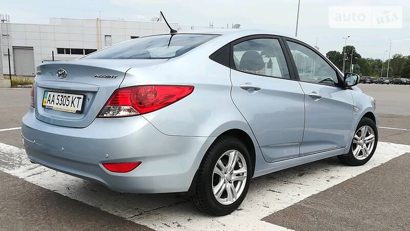 Седан Hyundai Accent 2011 в Києві