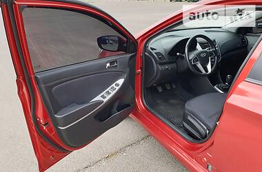 Седан Hyundai Accent 2012 в Полтаве