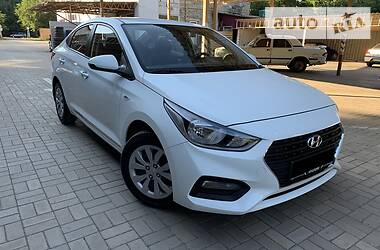 Седан Hyundai Accent 2018 в Константиновке