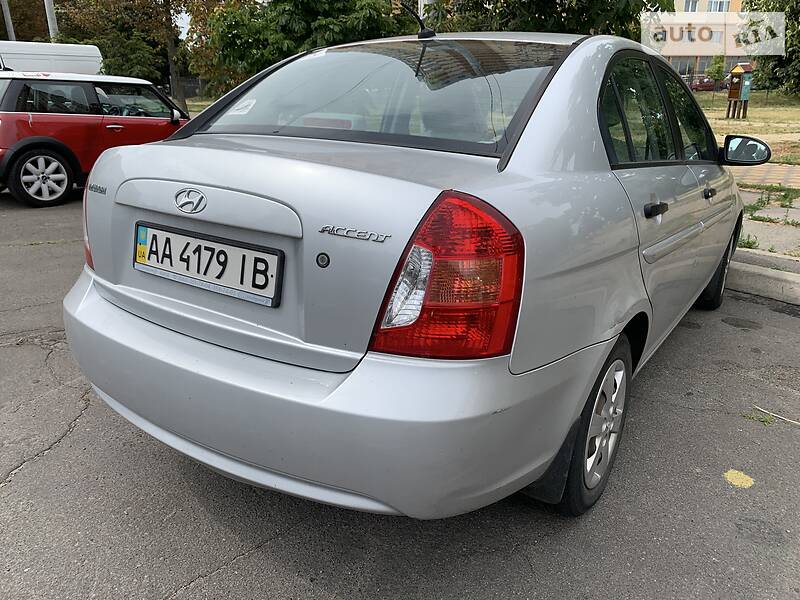 Седан Hyundai Accent 2008 в Києві