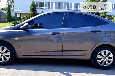 Седан Hyundai Accent 2012 в 