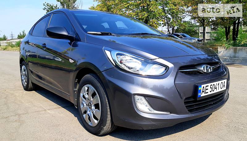 Седан Hyundai Accent 2012 в Дніпрі