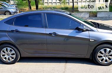 Седан Hyundai Accent 2012 в 