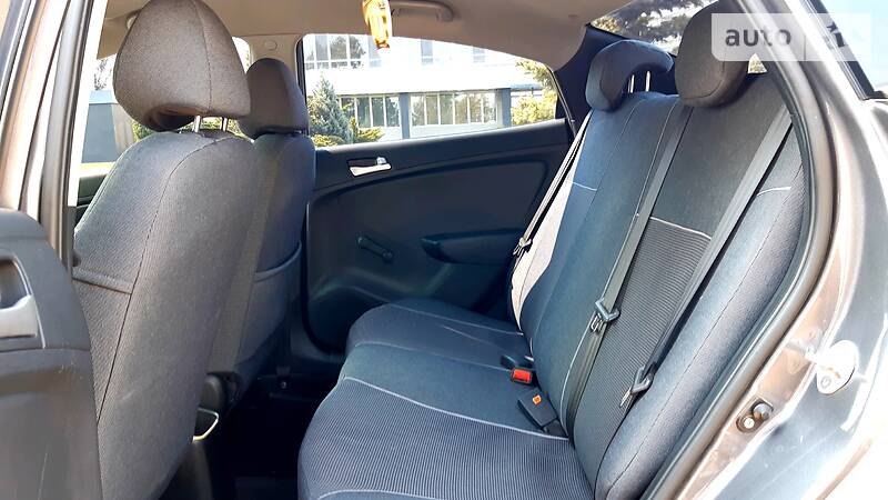 Седан Hyundai Accent 2012 в Дніпрі