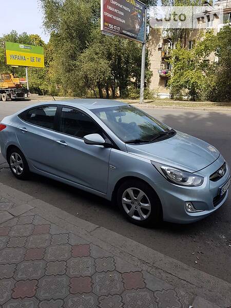 Седан Hyundai Accent 2011 в Николаеве