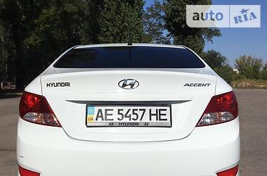 Седан Hyundai Accent 2013 в Павлограде
