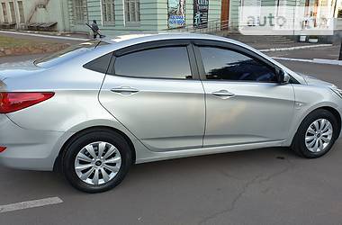 Седан Hyundai Accent 2012 в Каменском