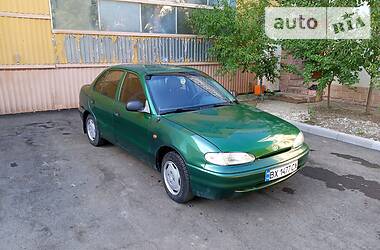 Седан Hyundai Accent 1997 в Кам'янець-Подільському