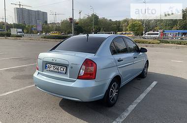 Седан Hyundai Accent 2008 в Киеве