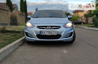 Седан Hyundai Accent 2012 в Ровно