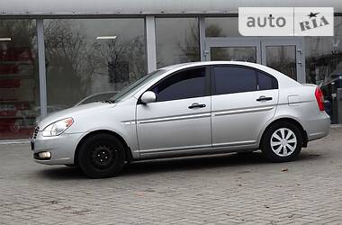 Седан Hyundai Accent 2008 в Днепре