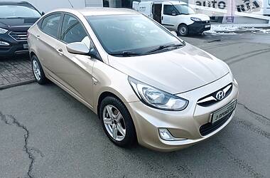 Седан Hyundai Accent 2012 в Киеве