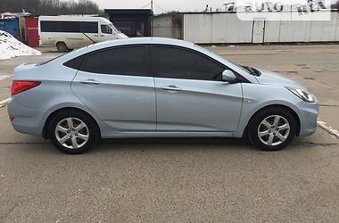 Седан Hyundai Accent 2011 в Львове