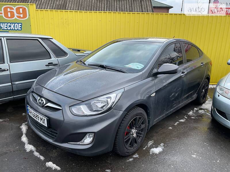 Седан Hyundai Accent 2011 в Краматорске